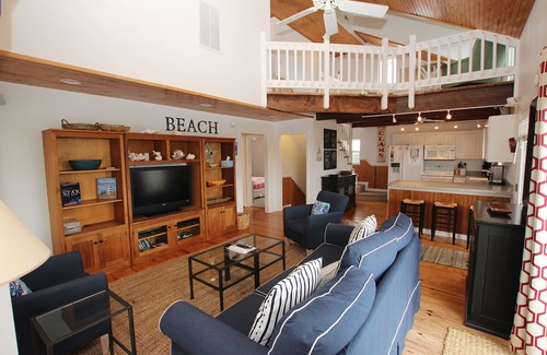 Duck House | OBX Box - Semi Ocean Front w/Pool and hot tub - Just a Minute to the Beach!