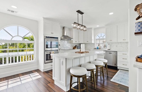 Cutthroat Harbor Estates House | ✨️ Ocean access w/Dock, 4 bed/4 bath. Inquire for any special requests ✨️ n