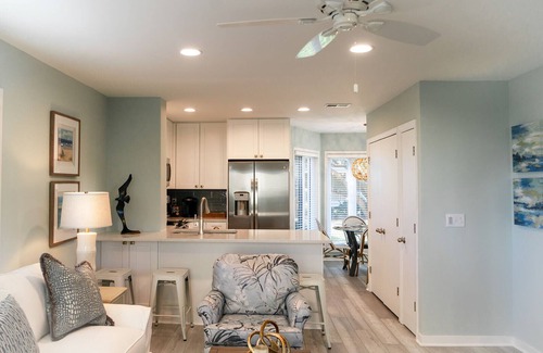Isle of Palms Condo | "Ocean Breeze" - Almost Ocean Front with Tons of Ocean Views - pool access