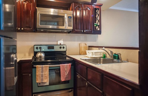 Montego Bay Apartment | Ocean Breeze at Montego Bay Club Resort