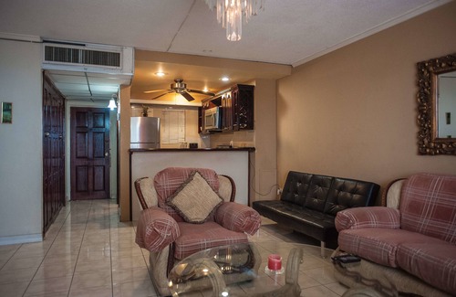 Montego Bay Apartment | Ocean Breeze at Montego Bay Club Resort