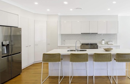 Umina Beach House | OCEAN BREEZE @ UMINA BEACH