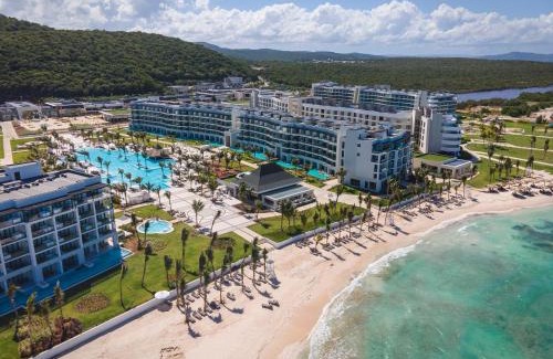 Silver Sands Resort | Ocean Eden Bay - Adults Only - All Inclusive