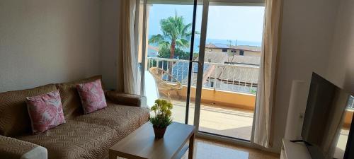 Daimuz Apartment | Ocean front apartment Trianon