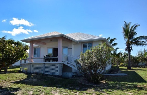 Green Turtle Cay Villa | OCEAN FRONT Conch Pearl -Green Turtle Cay with a dock! 25% fall DISCOUNT!