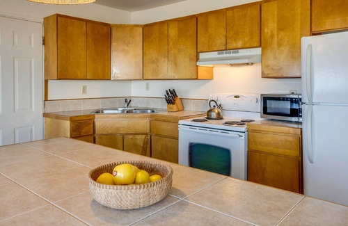 South Beach Condo | Ocean Front Duplex with Views! Dog Friendly! Free Wifi!