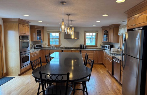 Ocean Bluff-Brant Rock House | Ocean Front House in Ocean Bluff - Enjoy the Sunrise from the Deck!