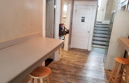 Galveston Hostel | Ocean House Hostel