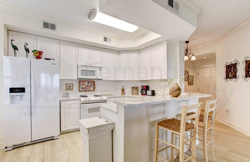 Amelia City Condo | Ocean Place Condo with Direct Access to the Beach by RedAwning