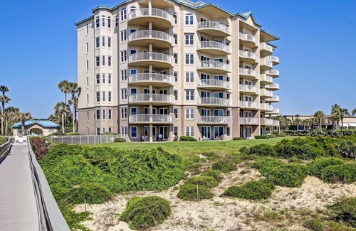 Amelia City Condo | Ocean Place Condo with Direct Access to the Beach by RedAwning