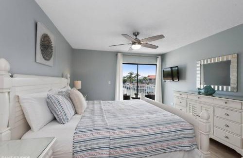 Key Largo House | Ocean Shores Villa 2 in Key Largo with pool and boat slip