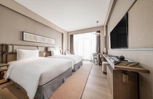 Chengdu Hotel | Ocean Spring Resort Chengdu - MGallery Collection