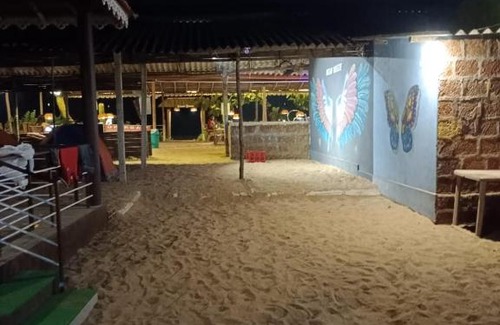 Gokarna House | ocean tree beach stay