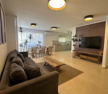 Nahariya Apartment | Ocean view - מול הים