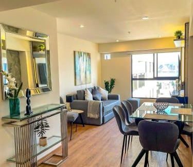Miraflores Apartment | Ocean view 1 BR Miraflores with parking