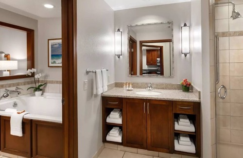 Lahaina Resort | OCEAN VIEW 2 Bedroom Villa, Maui Marriott Ocean Club - Lahaina Tower