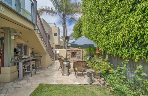 Leucadia Apartment | Ocean view, beach close escape to nature.