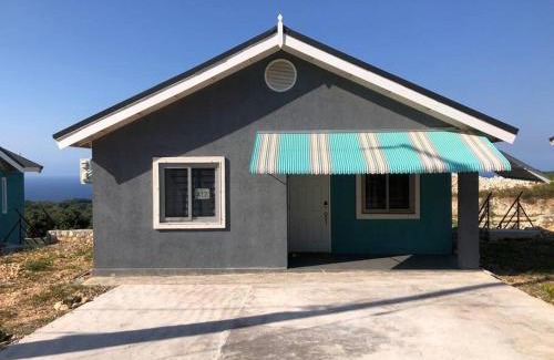 Rhyne Park Village House | Ocean View Cottage - Montego Bay