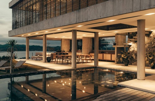 Kuta Villa | Ocean view luxury villa with 360 view