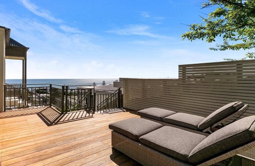 Terrigal Apartment | Ocean View Penthouse | Views, WIFI | Accom Holidays