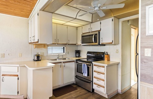 Cudjoe Key House | Oceanfront 2BR/2BA in Cudjoe Key | 50' Seawall, Dock, Open Porch, Stunning Views