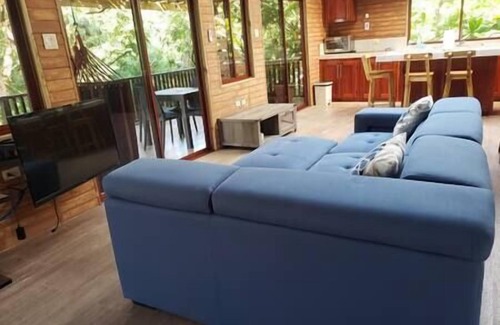 West End House | Oceanfront 9BR Cabin with Pool + Direct Sea Access, Group Paradise"