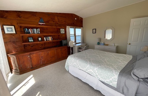 Narragansett House | Oceanfront Beach House in Narragansett, RI