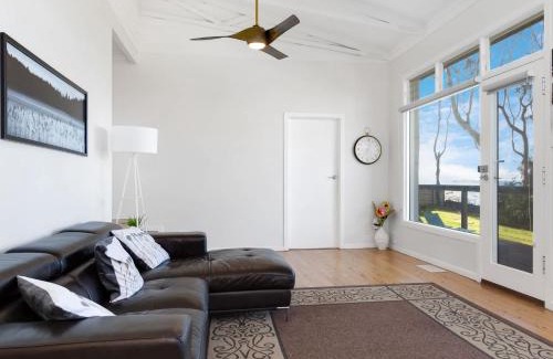 Lilli Pilli House | Oceanfront Beauty in Lilli Pilli
