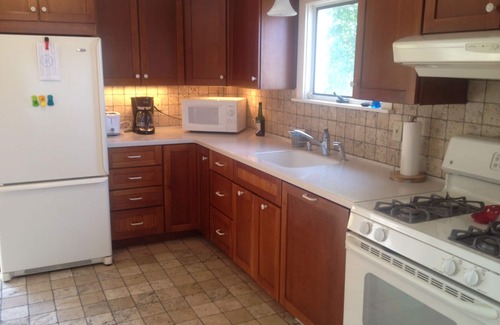 Bass Harbor House | Oceanfront Cottage 1.3 miles to Bass Harbor Lighthouse on FREE shuttle route
