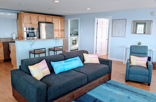 Camp Ellis House | Oceanfront home with Stunning views, Private Deck