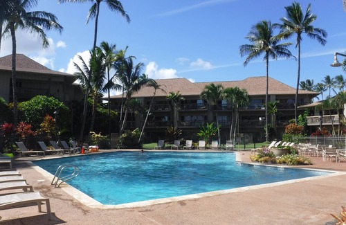 Wailua Condo | Oceanfront Lae Nani Beach Resort Luxury Ground Floor on Wailua Bay