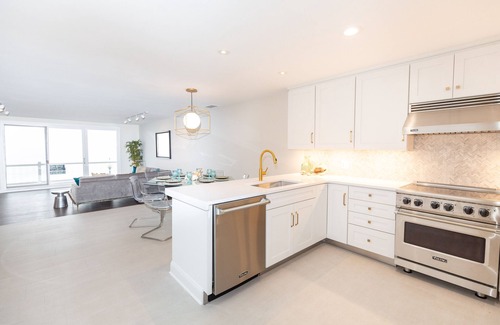 Rehoboth Beach Condo | Oceanfront - New Condo 3 1/2 Bed, 3 Bath - Great Views
