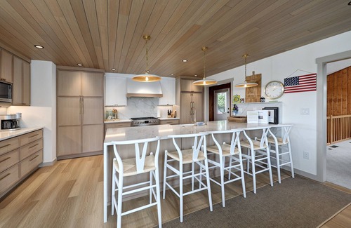 Seaside House | Oceanfront-Nicest on the Beach! Full late 2025 Renovation!