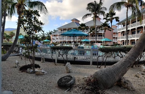 Colliers Bay Resort | Oceanfront Resort on the East End of Grand Cayman
