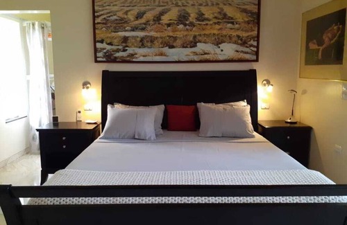 Torio House | Oceanfront Sandy Beach, Pristine Jungle Setting. Private Guesthouse Studio.
