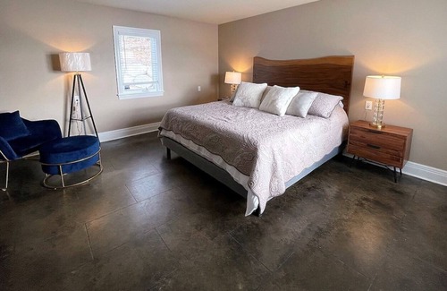 Mill Cove House | Oceanfront Shoreside Unit at Fox Point Shore Rentals