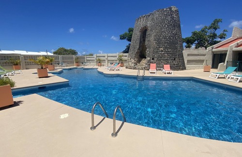 Estate Golden Rock Condo | Oceanfront Sugar Beach Condo