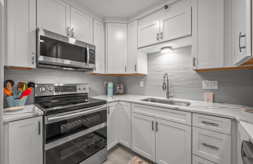 Sneads Ferry Condo | Oceanfront Newly Renovated 1st Floor Condo Sleeps 8 North Topsail Beach