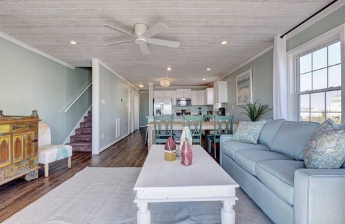 North Topsail Beach House | Oceanfront House w/Direct Beach Access