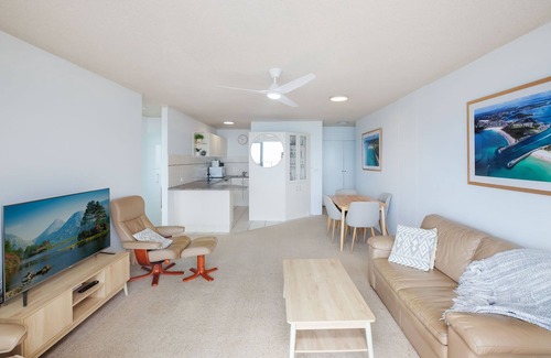 Forster Apartment | Oceanic 7 - Opposite from main beach