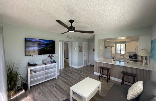 Butler Beach Condo | Oceanside complex B-17 1 bedroom with Heated Pool