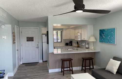 Butler Beach Condo | Oceanside complex B-17 1 bedroom with Heated Pool