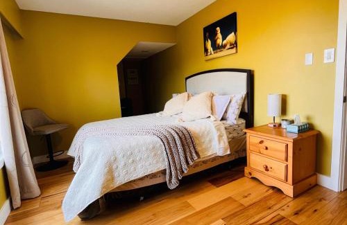 Regional District of Nanaimo Bed & Breakfast | Oceanside Manor - Ocean View