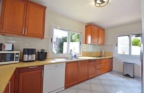 Pelican Key Villa | Oceanview Paradise - Villa Del Sol w/Generator