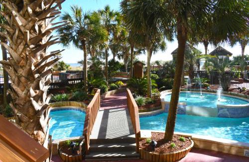 Windy Hill Apartment | Oceanview retreat w balcony & pools