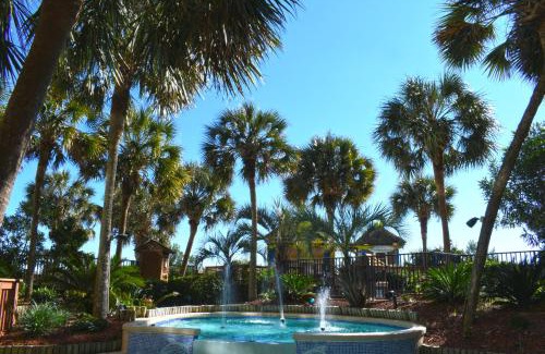 Windy Hill Apartment | Oceanview retreat w balcony & pools
