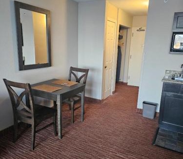Myrtle Beach Resort | Oceanview Room at Landmark Resort