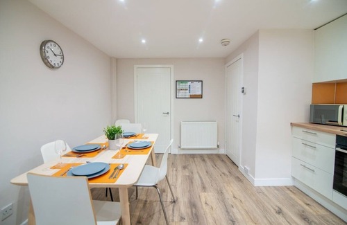 Stirling House | Ochil View - 3 bedroom house