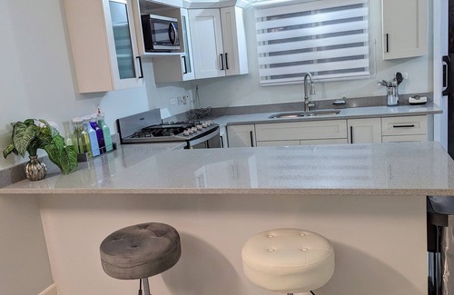 Ocho Rios House | Ocho Rios Luxury Villa - An Elegant Oasis by the Sea/Pet Friendly