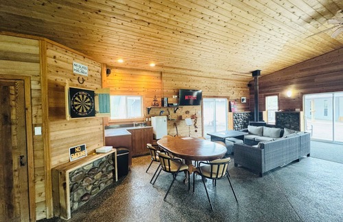 Bonnyville Cabin | Octagon Oasis | Private Indoor Pool & Lake Access